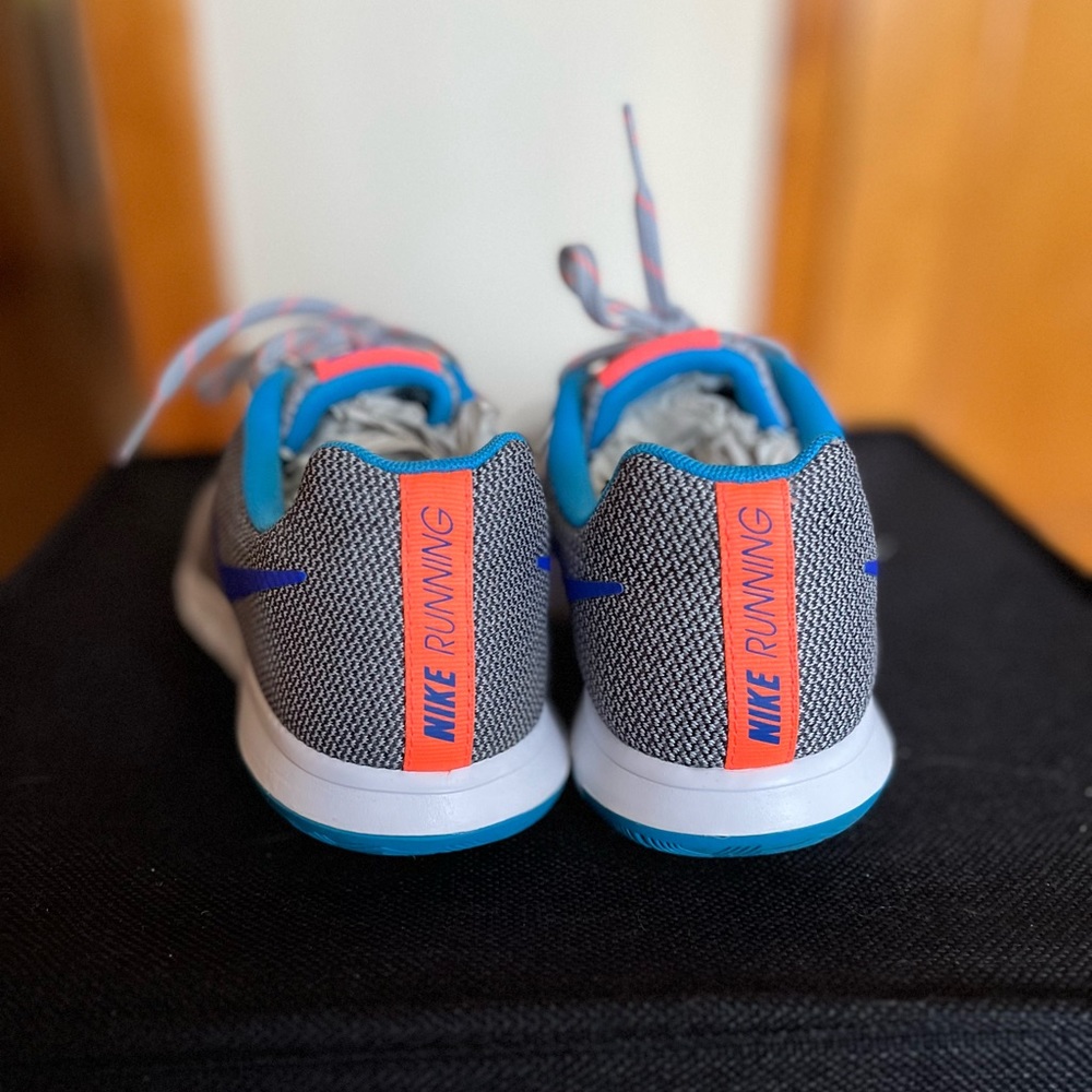 Nike Women’s Flex Experience RN5 Running Shoe - Picture 2 of 5